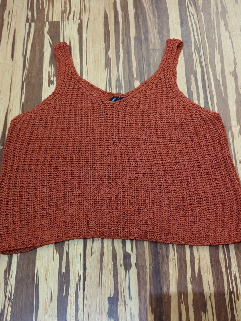 Moon & Madison Rust Knit Tank Top